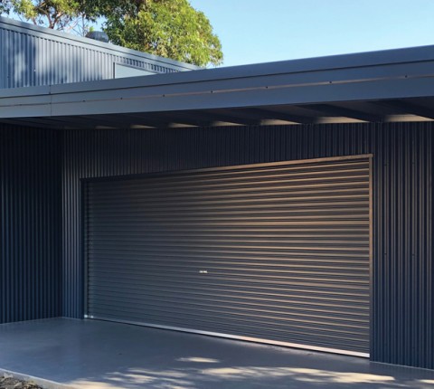 Shed with Taurean Prime residential roller door